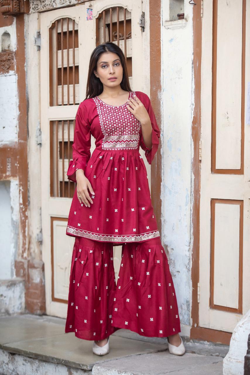 Sunehri 01 Latest Designer Festive Wear Kurti With Sarara Collection